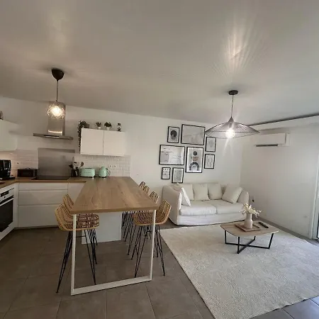 Apartment Beautiful In *